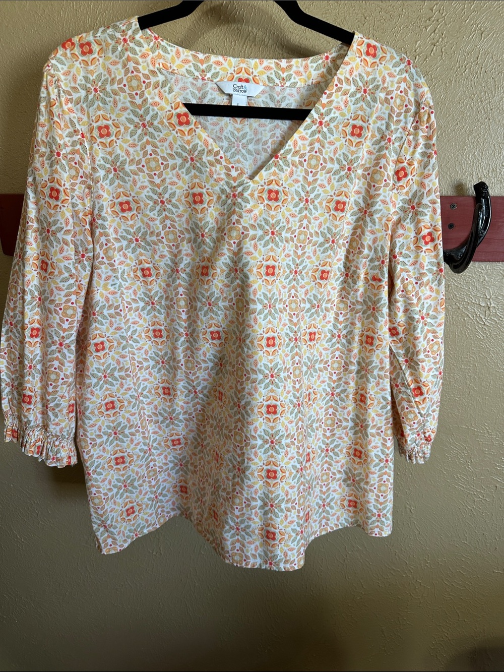 croft & barrow Cream Floral V-Neck Blouse with Orange Accents